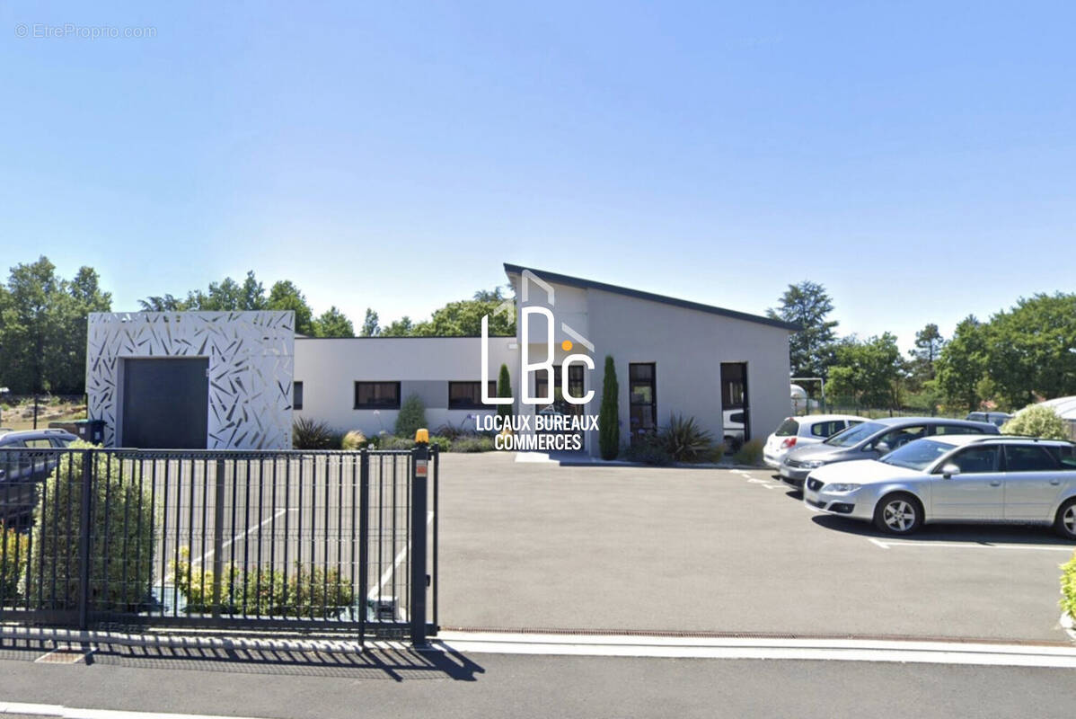 Commerce à REMOUILLE