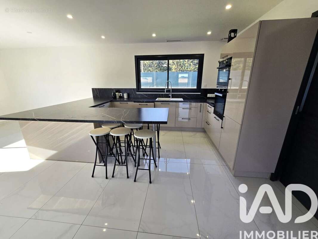 Photo 9 - Maison à VILLENEUVE-MINERVOIS