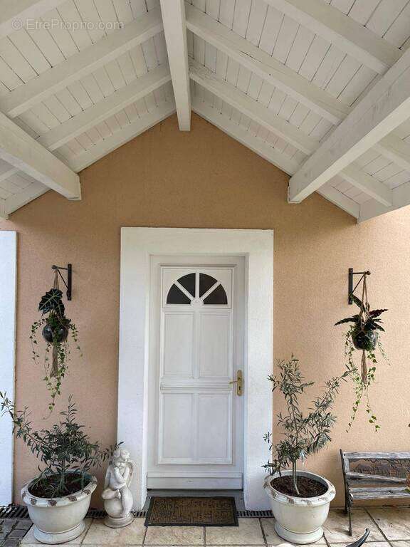 Maison à PREVESSIN-MOENS