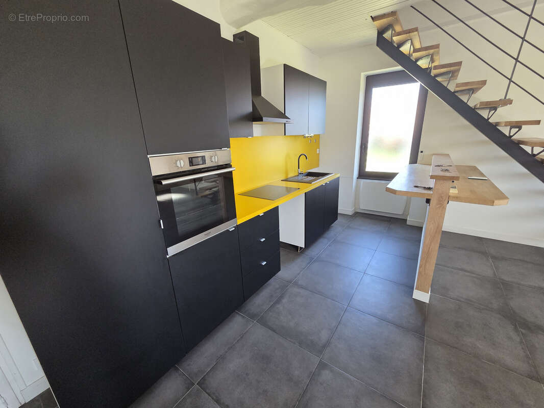 Maison à BEAUREPAIRE