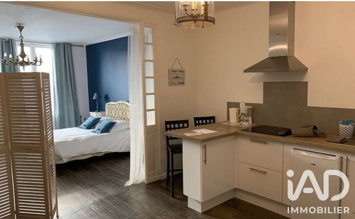 Appartement 667 m² à Bayeux  - photo 4