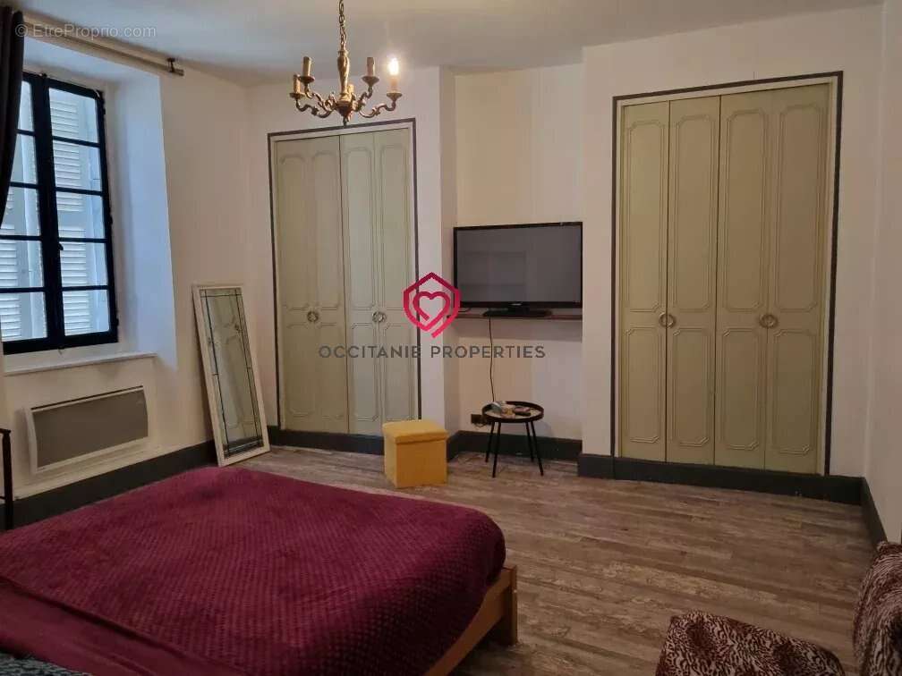 Maison à MONTREJEAU