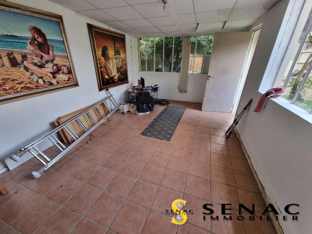 Commerce à SAINT-LEU-LA-FORET