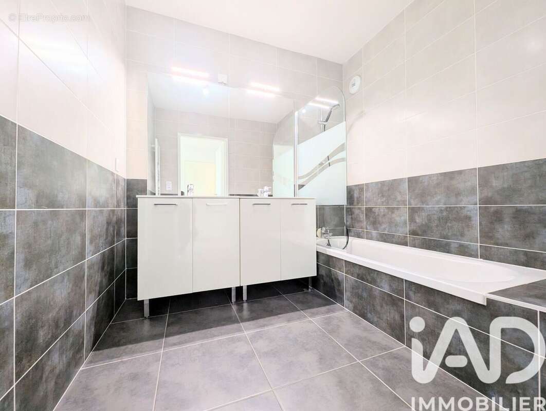 Photo 6 - Appartement à MARLY