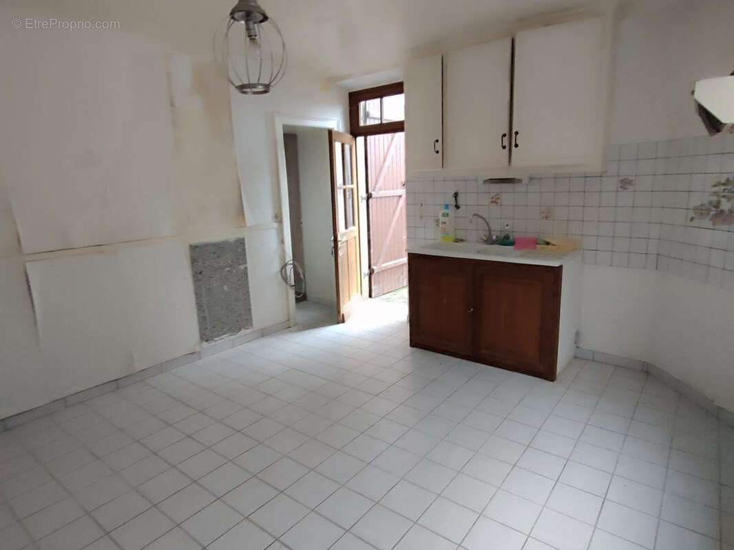 Maison à SAINTE-SEVERE-SUR-INDRE