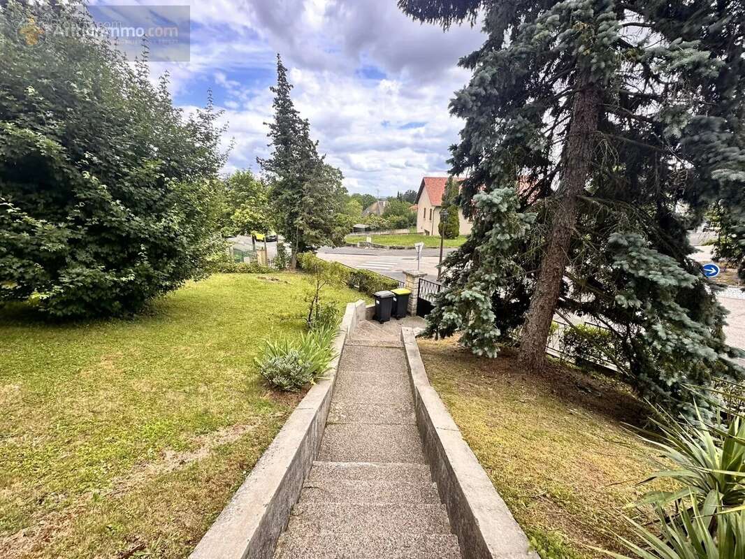 Maison à SAINTE-RUFFINE