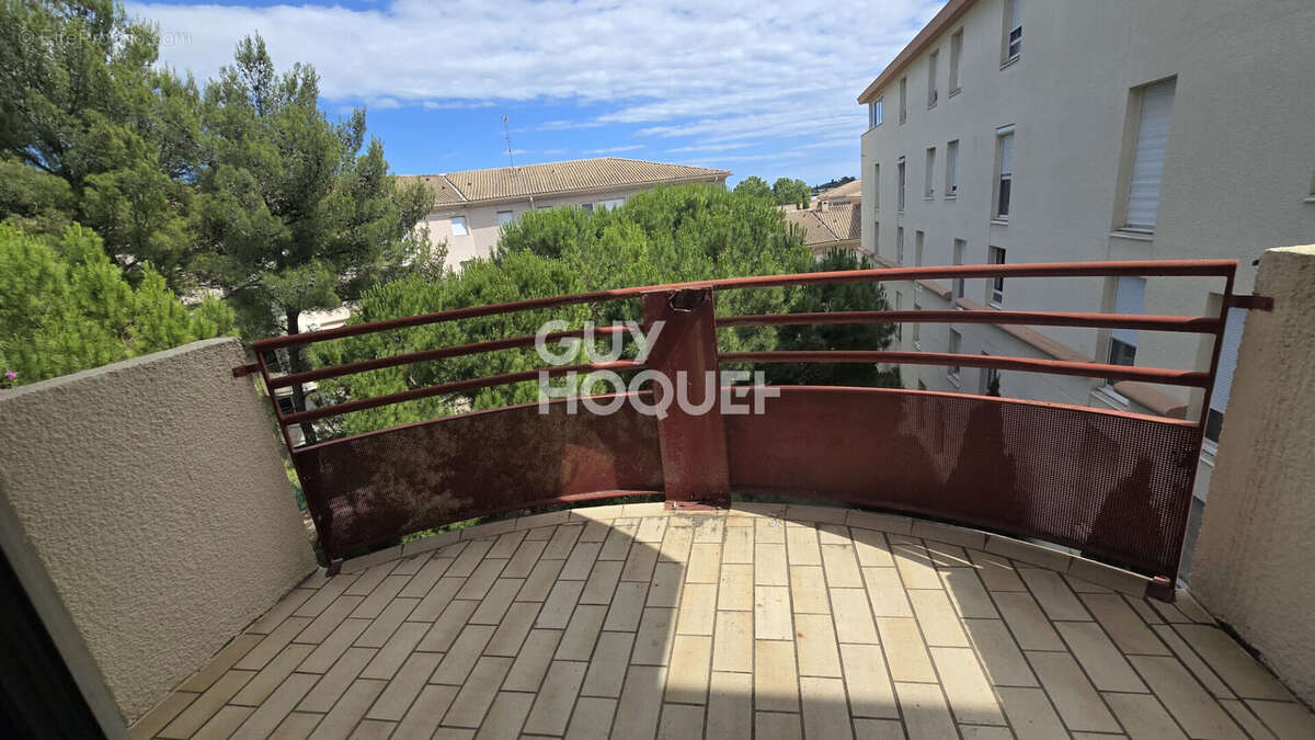Grand studio 30 M2 avec terrasse et parking  dans résidence de qualité - photo 3