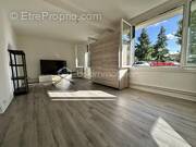 Appartement à MENNECY