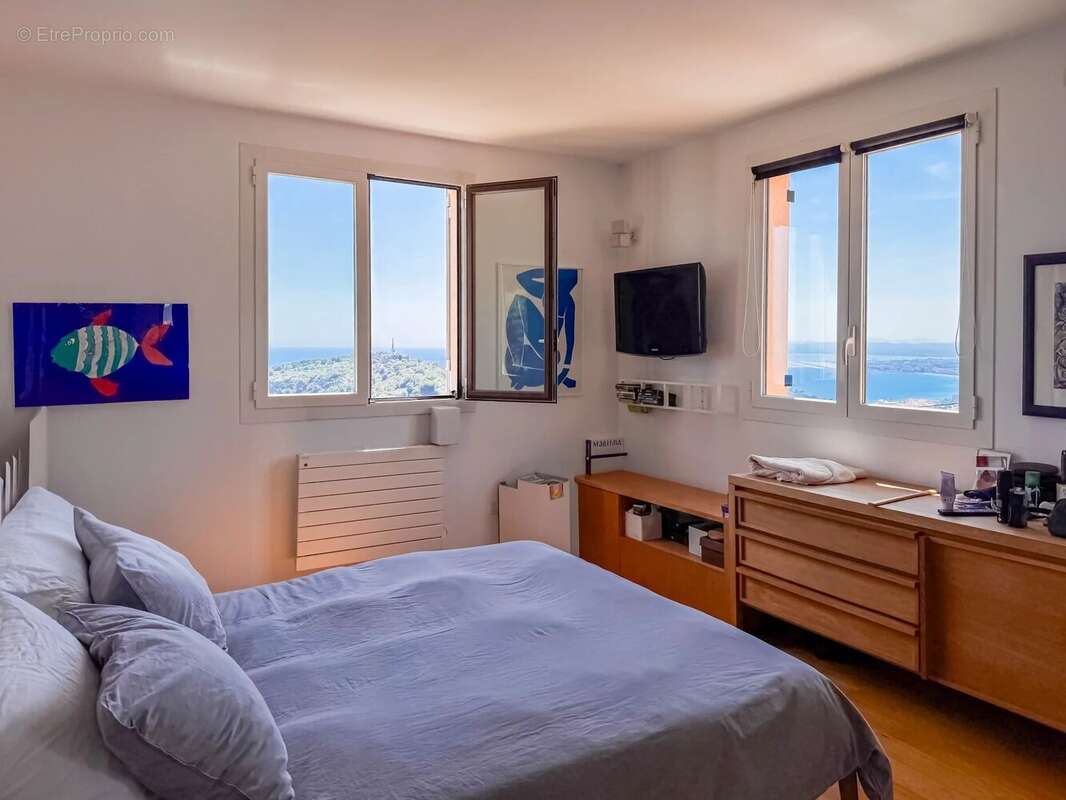 Appartement à VILLEFRANCHE-SUR-MER