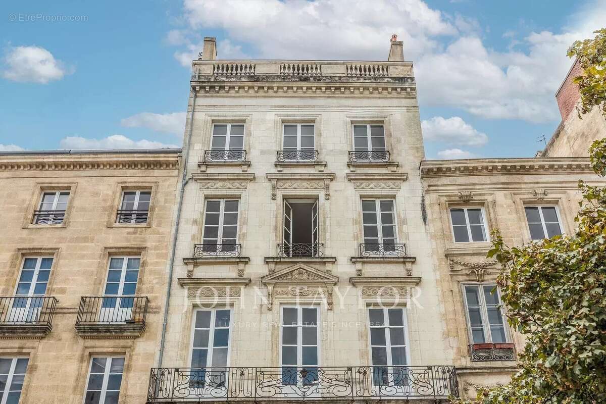 Appartement à BORDEAUX