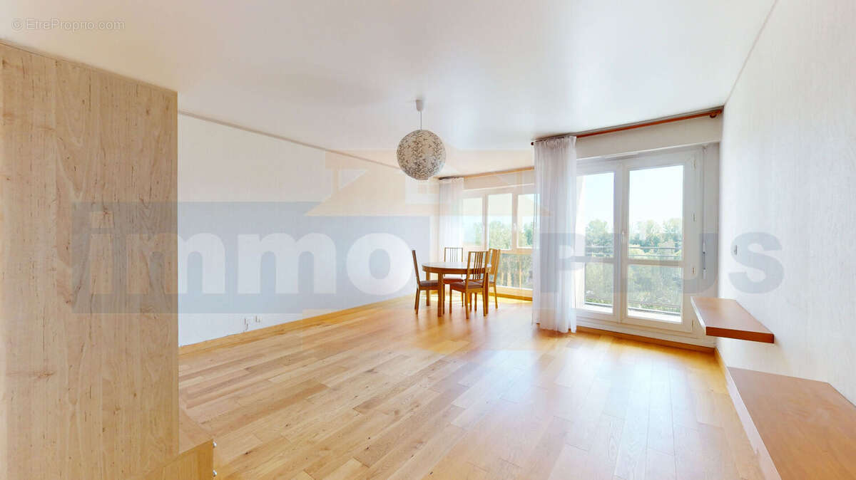 Appartement à BOIS-D'ARCY
