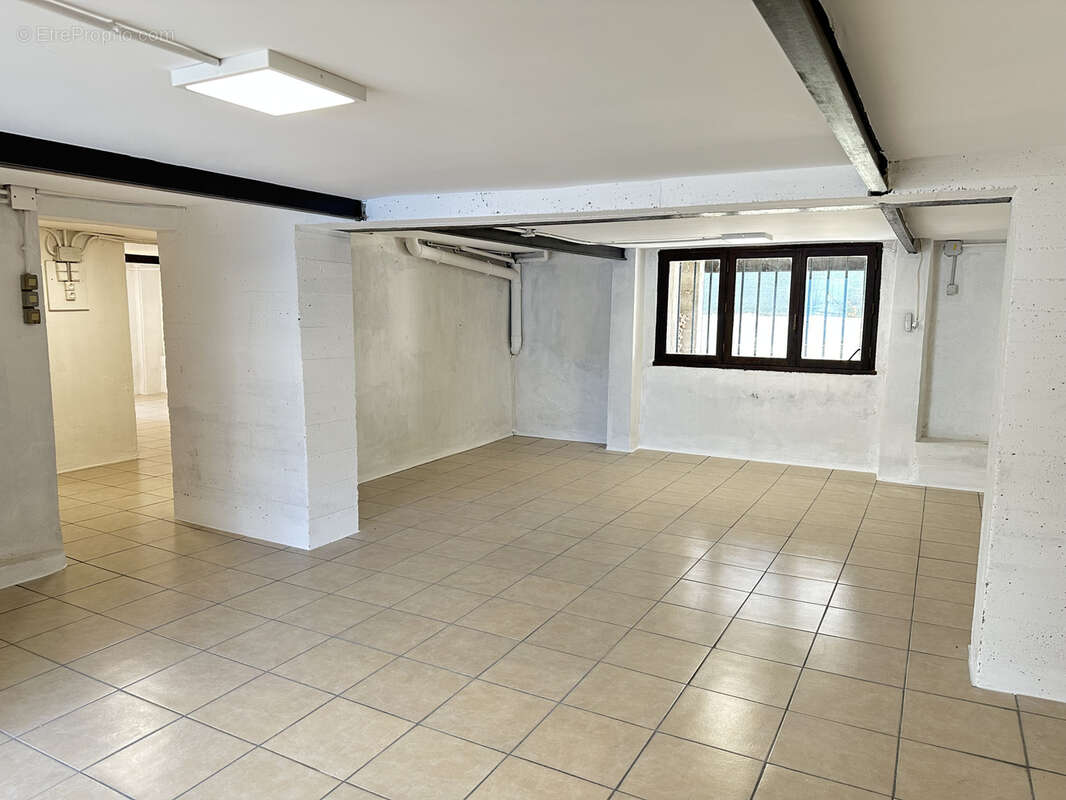Maison à VAIRES-SUR-MARNE