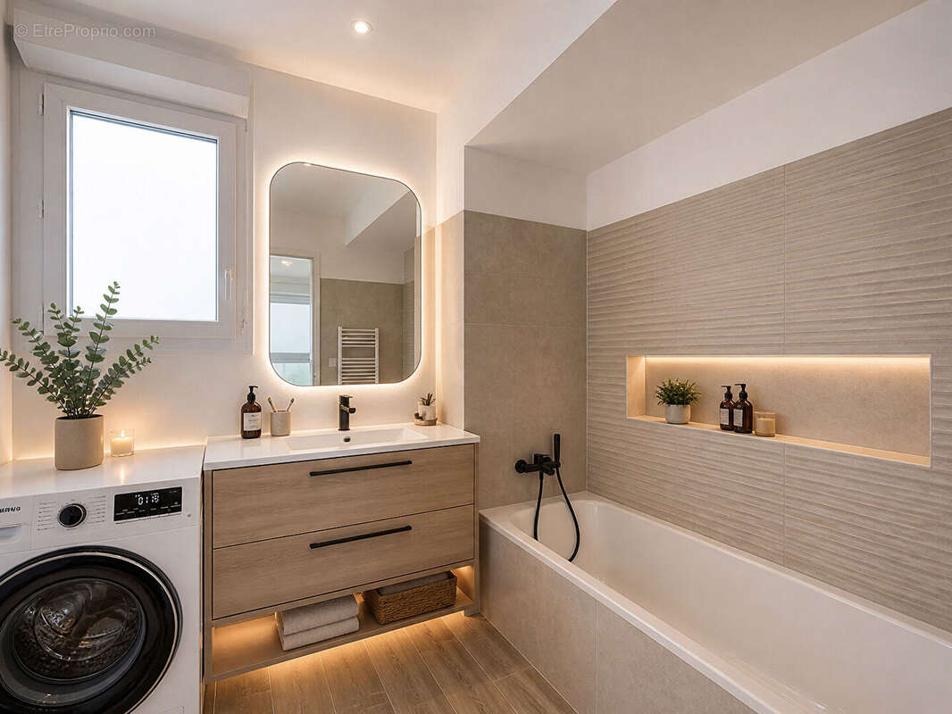 Appartement à CHATEAUNEUF-GRASSE