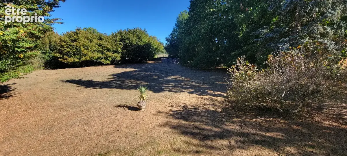 Maison familiale avec beau terrain de 3 788 m2 - photo 23