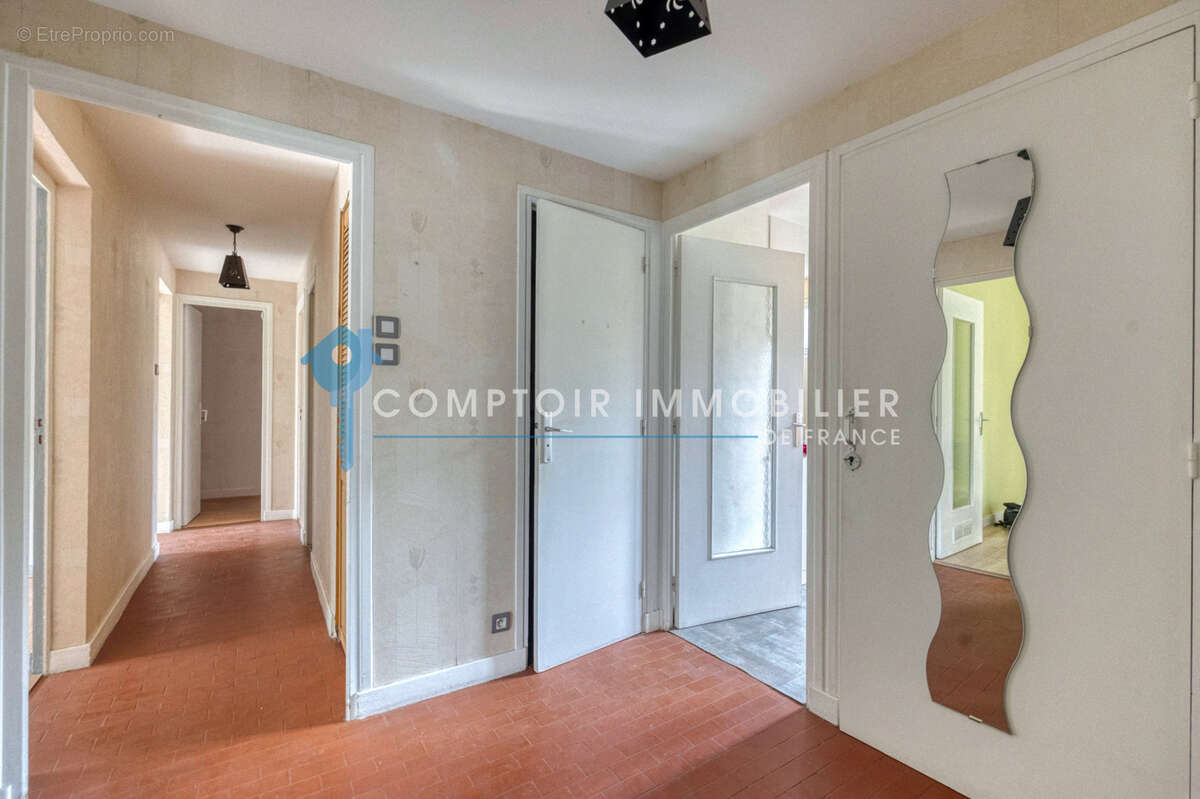 Appartement à VIZILLE