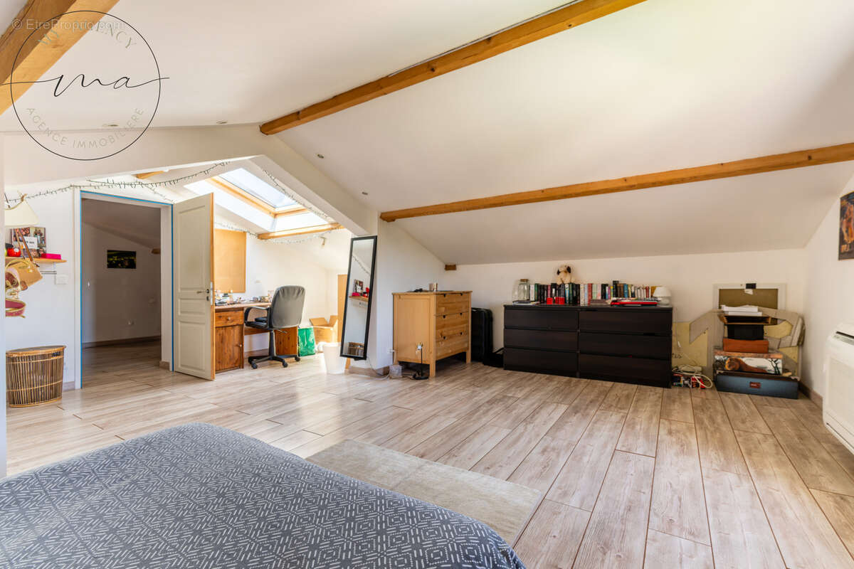 Lignan-sur-Orb   Maison de caractère 215 m2, 5 chambres, piscine, terrain 983 m2 - photo 73