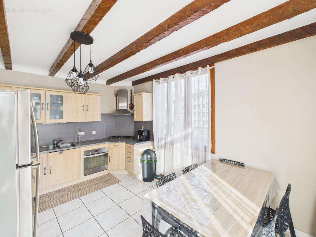 Appartement à MONTMELIAN