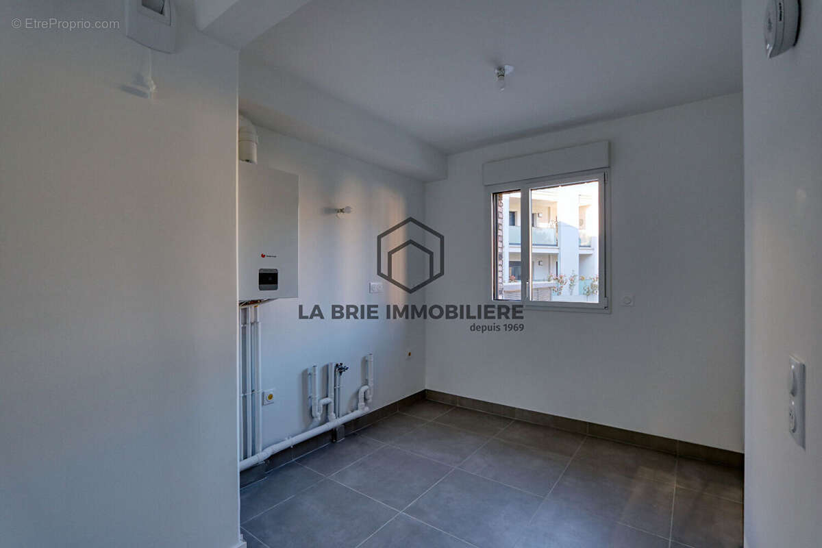 Appartement à RUBELLES