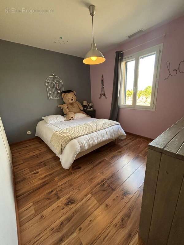 Maison contemporaine  de 150m² POMPORT avec piscine - photo 10