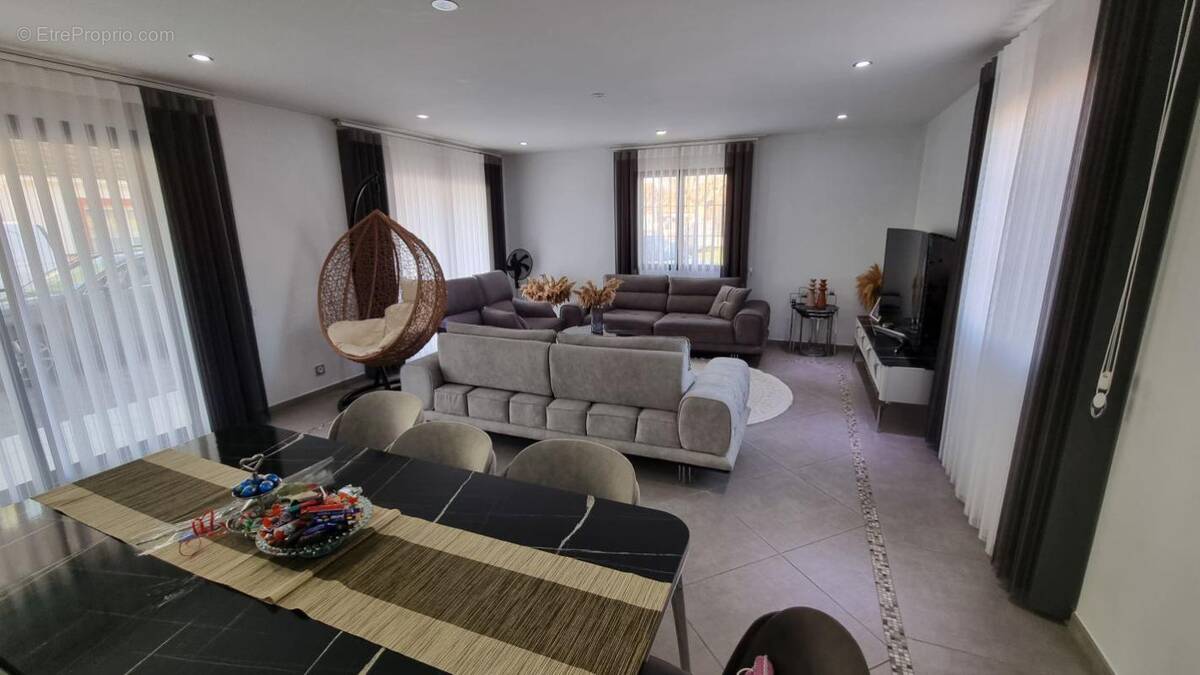 Maison à ALLERIOT