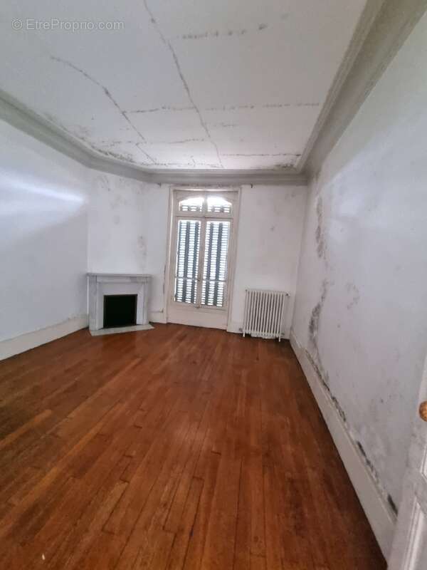 Maison 235 m² à Gretz-Armainvilliers  - photo 6