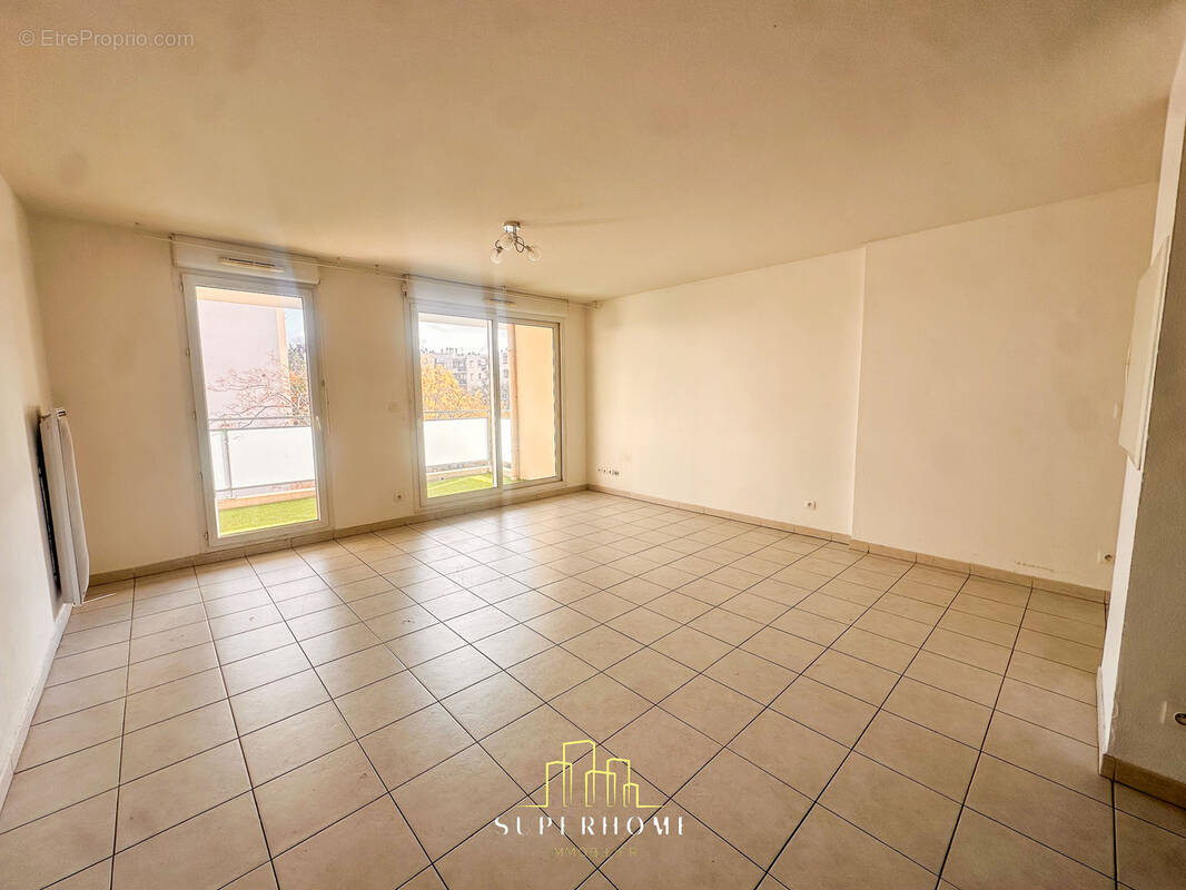 Appartement à MARSEILLE-9E