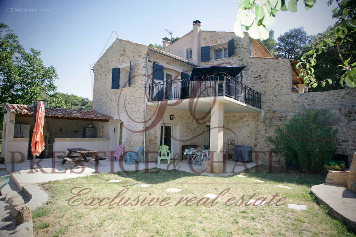 Maison à PIOLENC