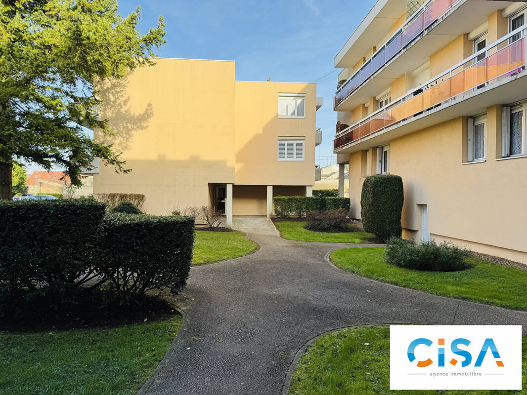 Appartement à PONT-SAINTE-MAXENCE