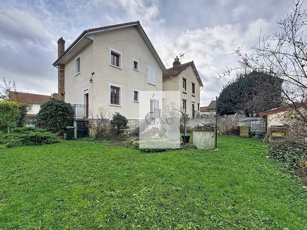 Maison à L'HAY-LES-ROSES