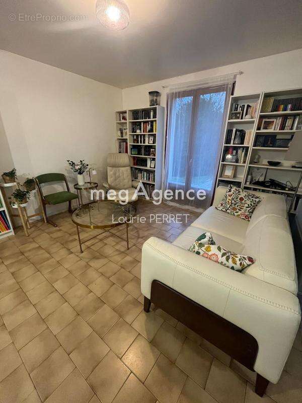 Maison à VILLEFARGEAU