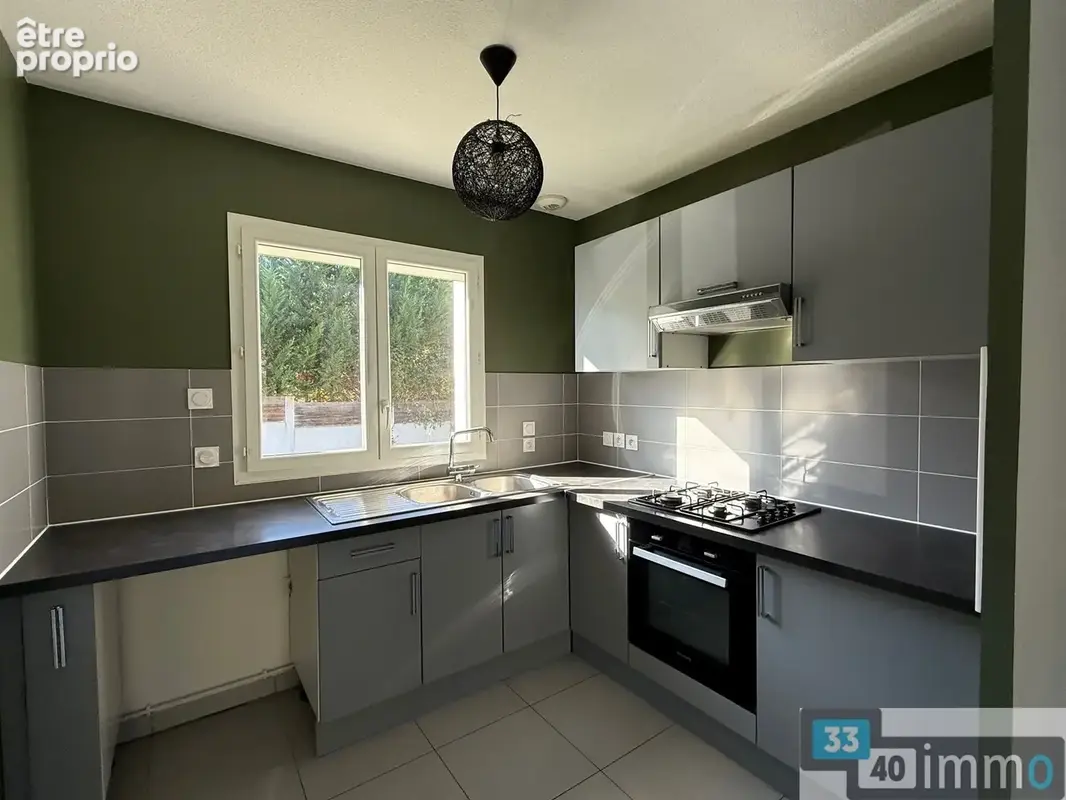 Maison 3 chambres 82 m2 a salles - photo 5