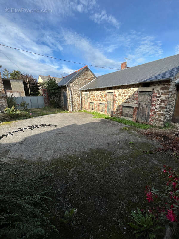 Maison à MARTIGNE-FERCHAUD