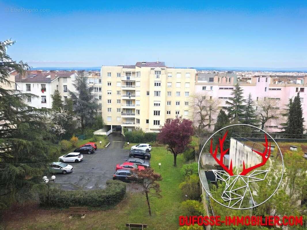 Appartement à LYON-8E