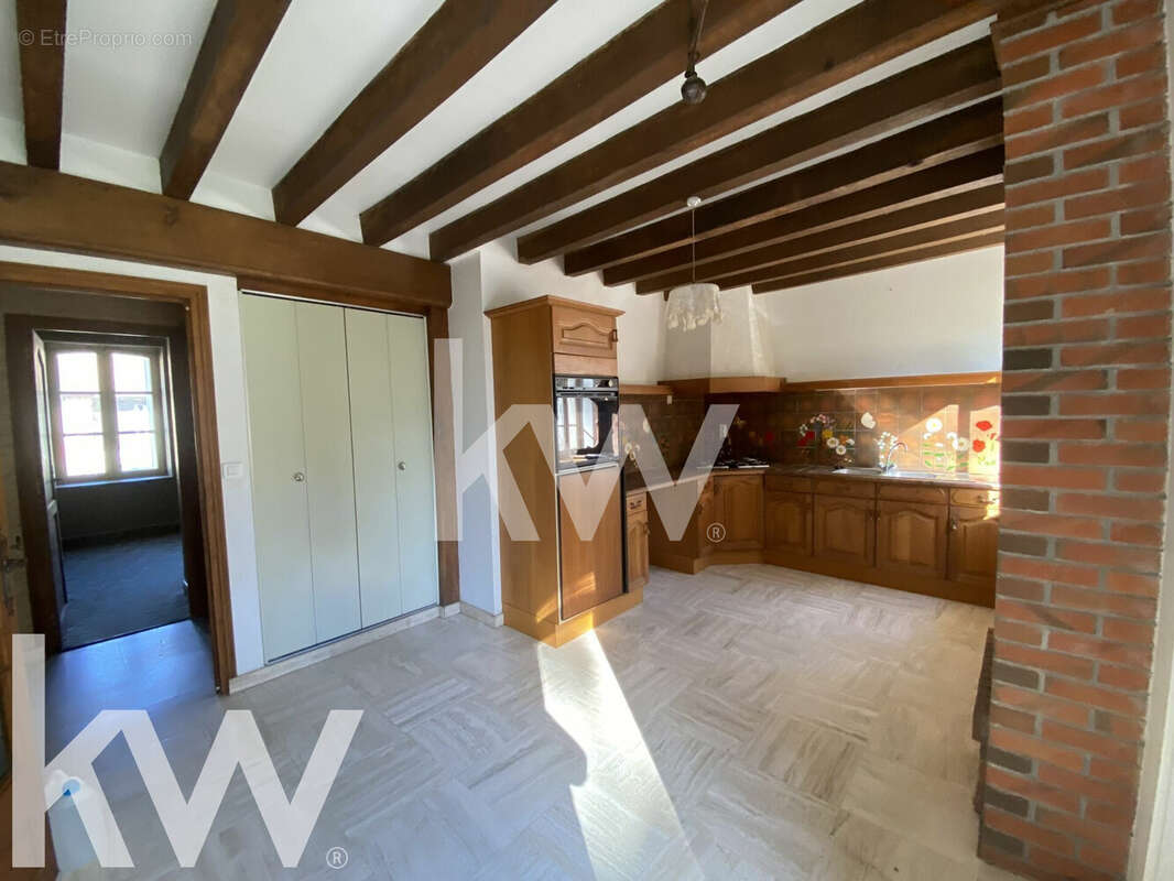 Maison 145 m² à Cernoy-En-Berry  - photo 8