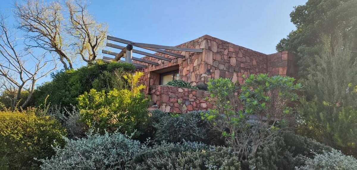 Maison à PORTO-VECCHIO