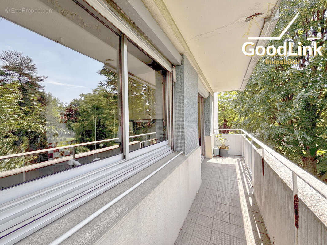 Appartement à AUBERVILLIERS