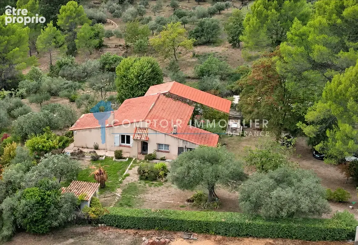 VAR (83) - À VENDRE - FLAYOSC - Coup de cœur pour cette villa provençale 7 pièces - photo 1