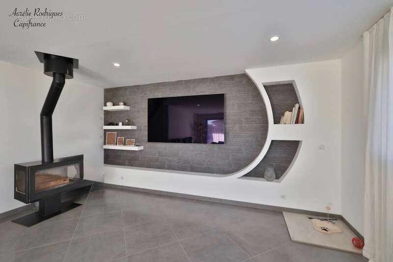 Maison à BAGE-LE-CHATEL