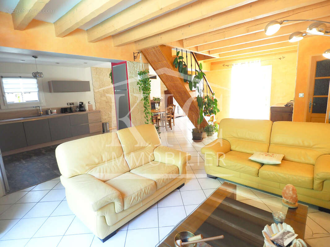 PROCHE CARCASSONNE - Maison 118 m2 4 chambres - Jardin, piscine, garage. - photo 5