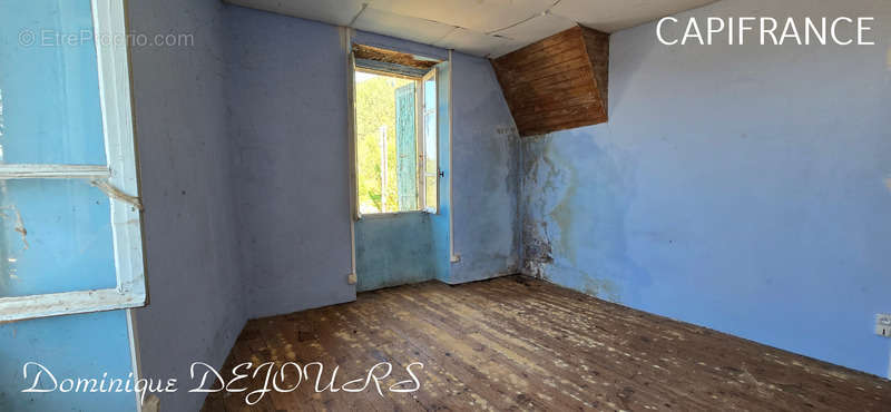 Maison à SAINT-MAURICE-EN-CHALENCON