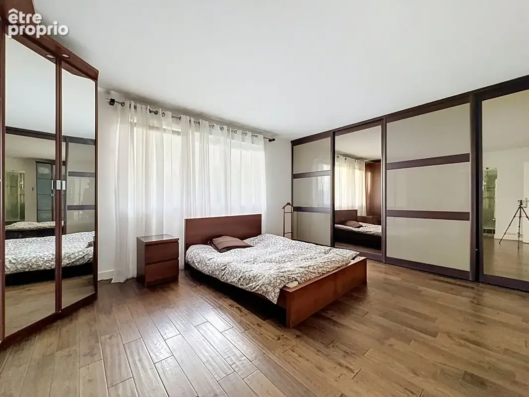 Appartement Nanterre 5 pièce(s) 106 m2 - photo 3