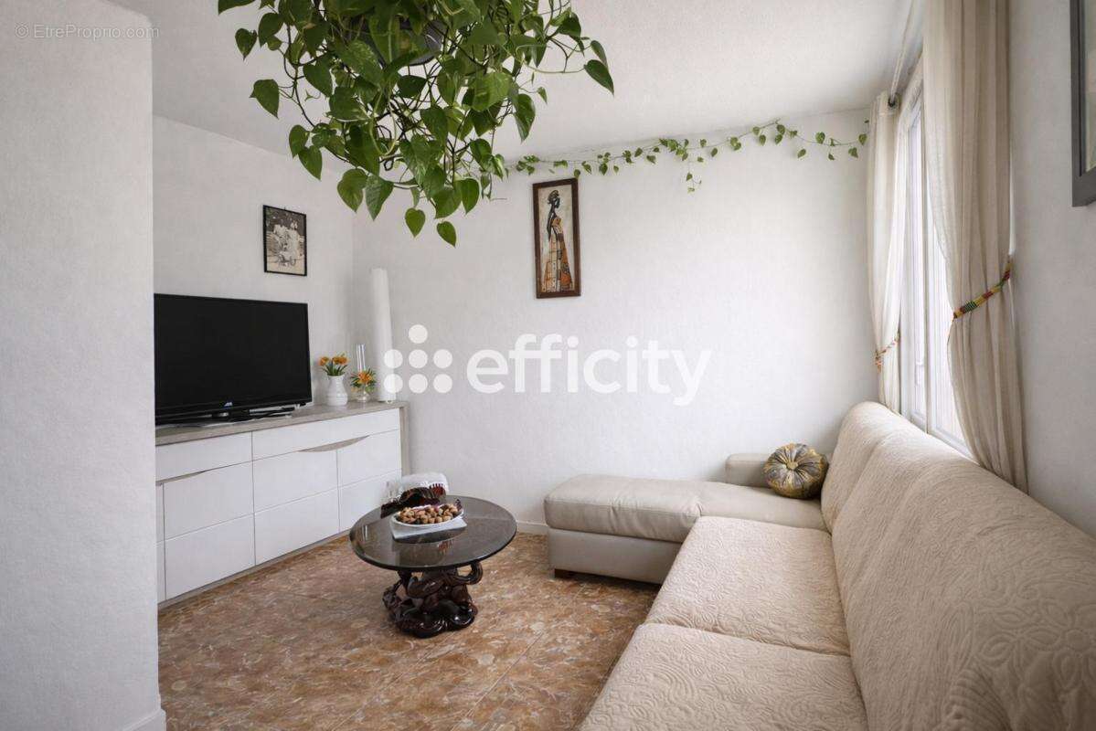 Appartement à BONDY