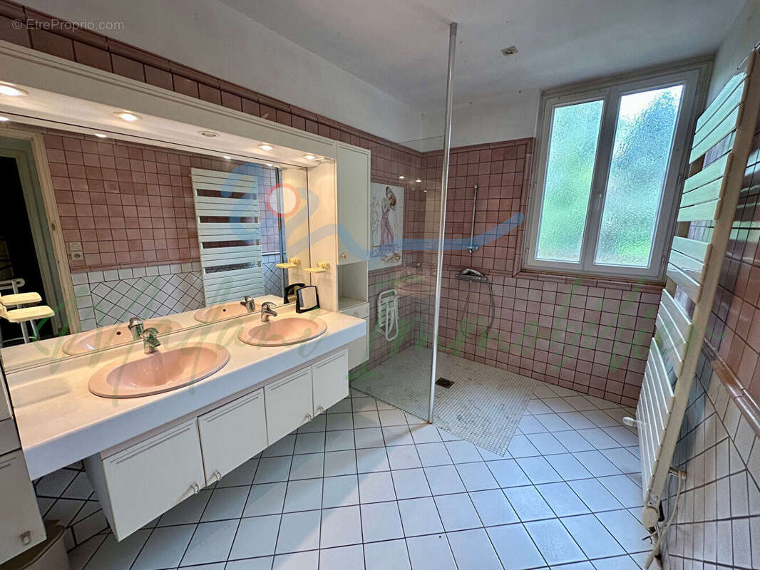 Maison à BENNECOURT