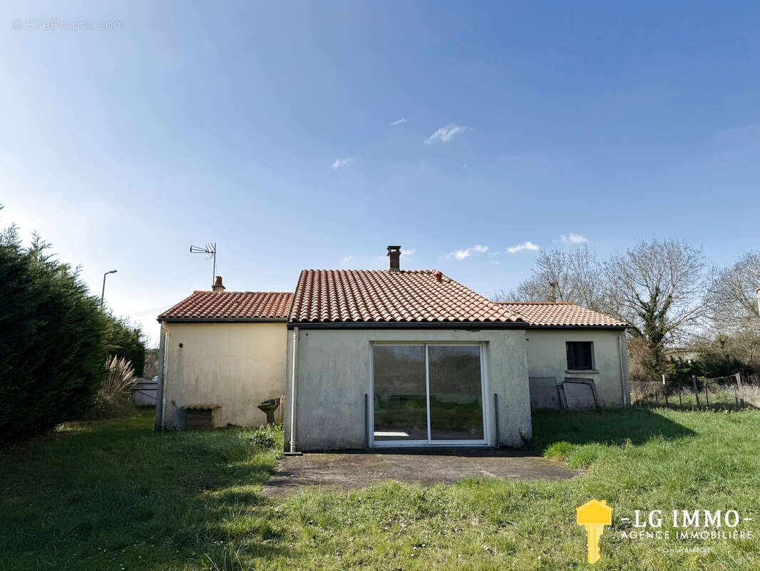 Maison à BARZAN