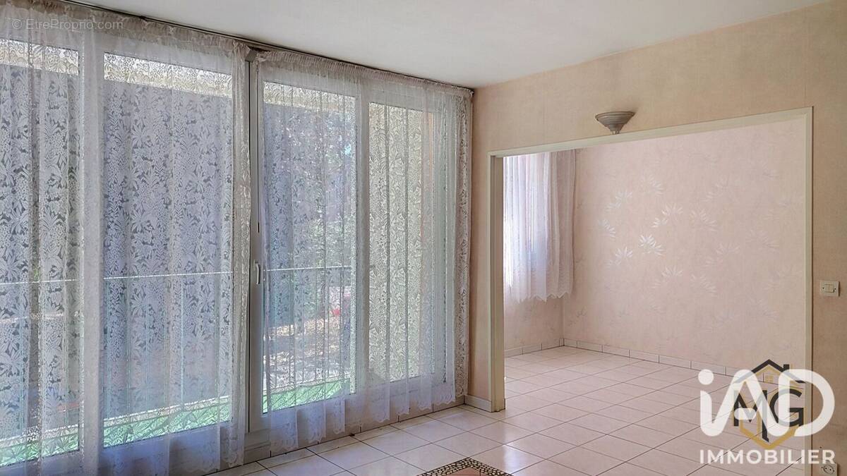 Photo 1 - Appartement à BUC