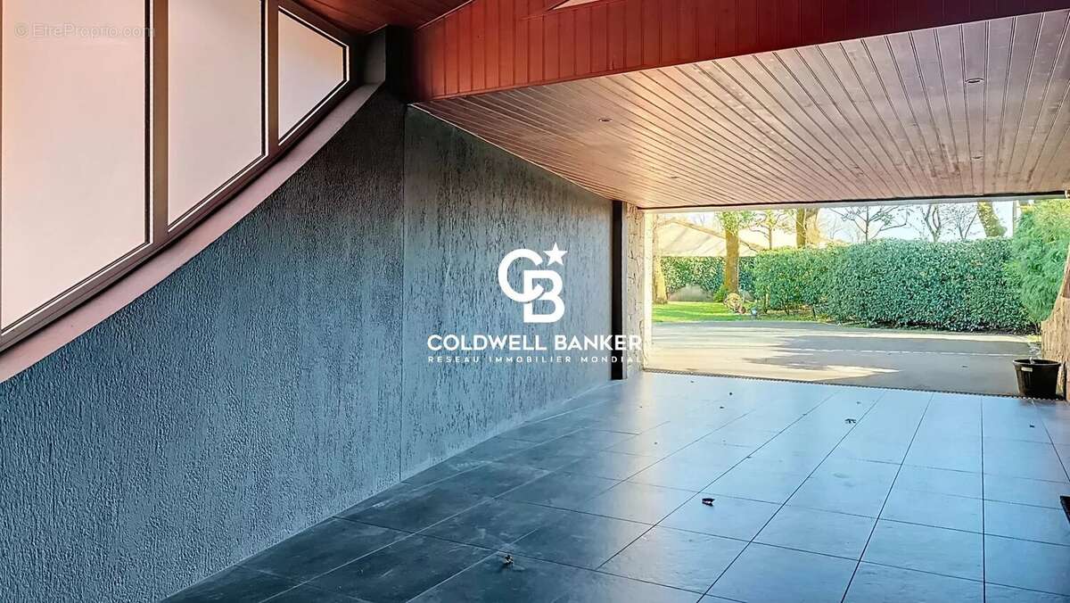 Maison à LES HERBIERS