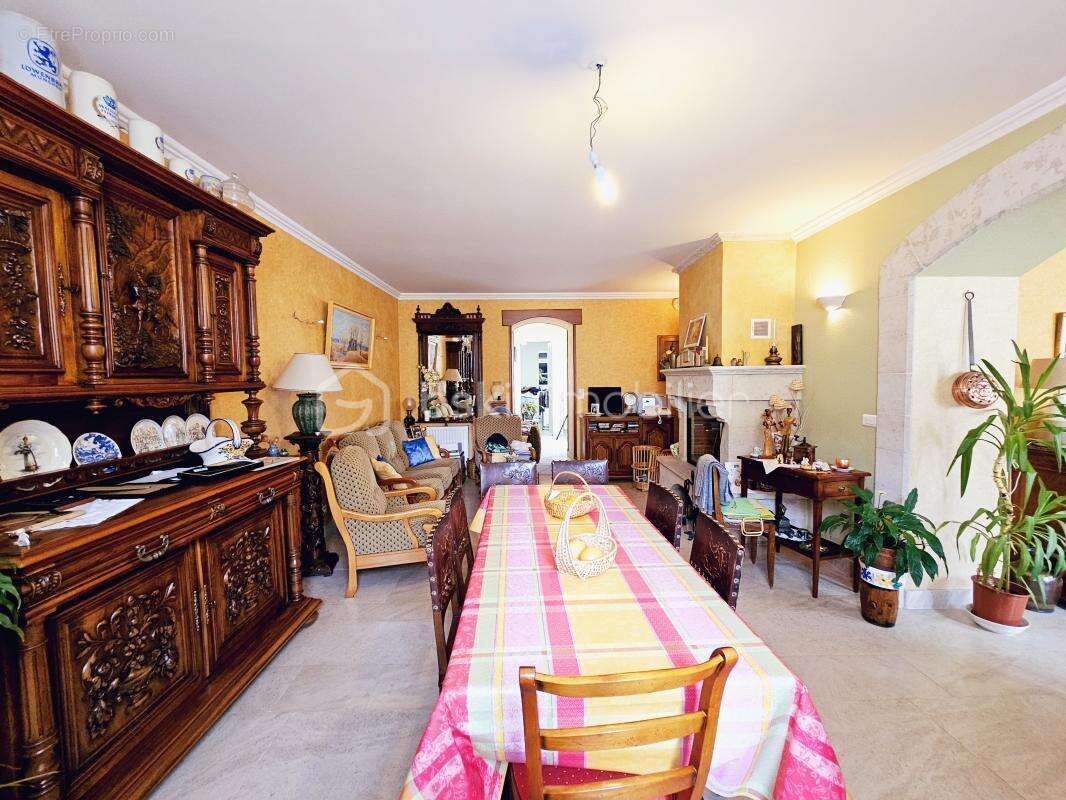 Maison à NANCRAY-SUR-RIMARDE