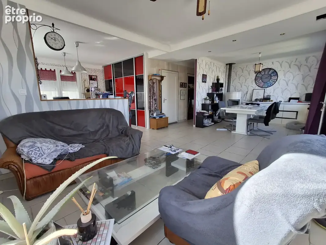 Maison des années 70, sous-sol complet, de 116 m2 habitables, 3 ch, terrain clos & arboré - photo 5