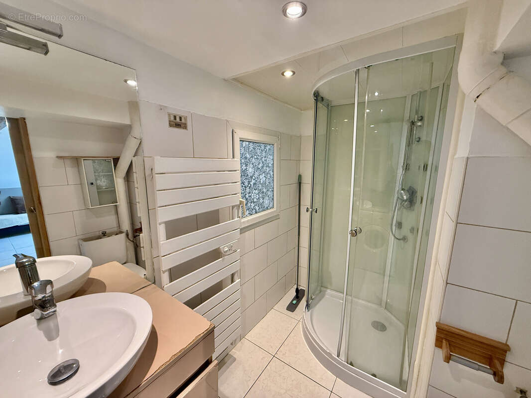 Appartement à MARSEILLE-12E