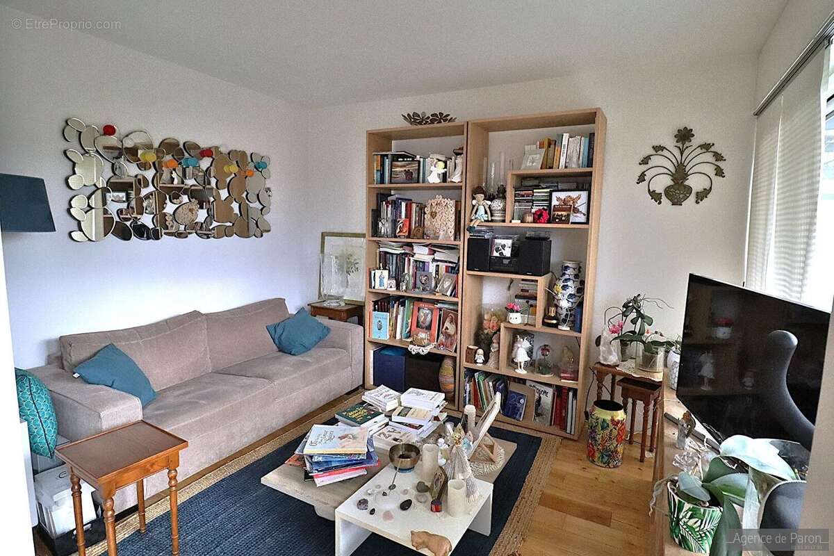 Appartement à VERRIERES-LE-BUISSON